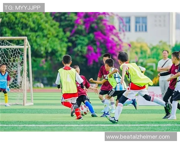 足球明星手工壁画创作教案探索与实践活动设计 足球明星手工壁画创作教案探索与实践活动设计